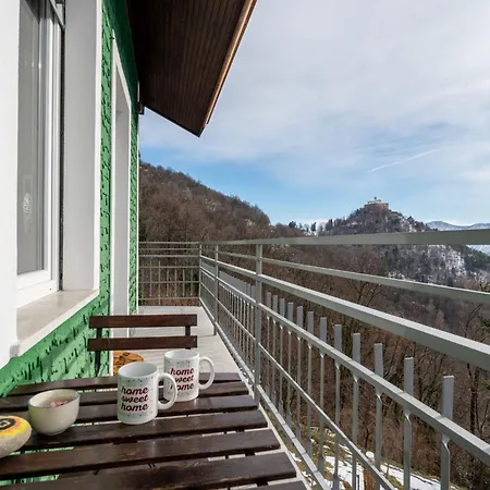 Appartement Trekker's L'infinito By Interhome